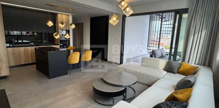 3 bedrooms Penthouse in Limassol, Cyprus No. 79932