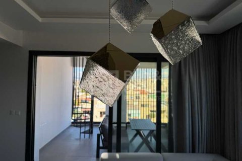 3 bedrooms Penthouse in Limassol, Cyprus No. 79932 8