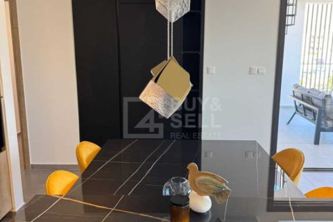 3 bedrooms Penthouse in Limassol, Cyprus No. 79932 4