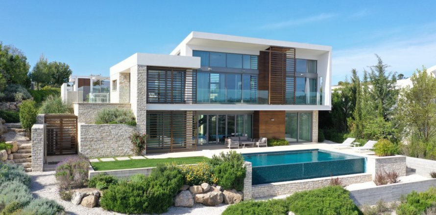 3 bedrooms Villa in Tsada, Cyprus No. 37436