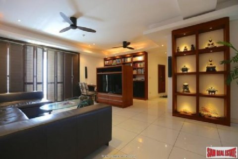 3 bedrooms Apartment in Pattaya, Thailand No. 96568 18