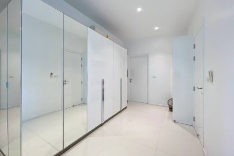 5 bedrooms Villa in Hua Hin, Thailand No. 97295 11