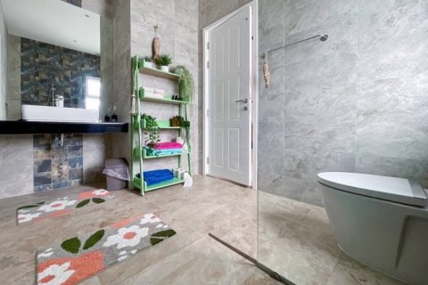 5 bedrooms Villa in Hua Hin, Thailand No. 97295 16