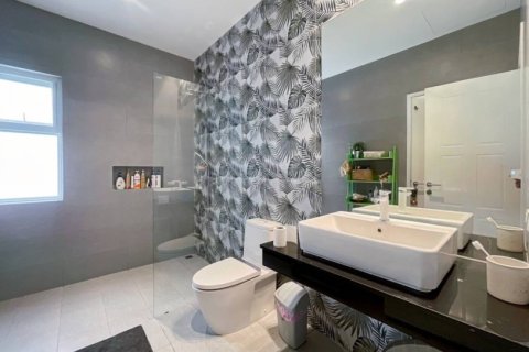 5 bedrooms Villa in Hua Hin, Thailand No. 97295 18