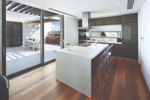 3 bedrooms Villa in Paphos, Cyprus No. 37952 8