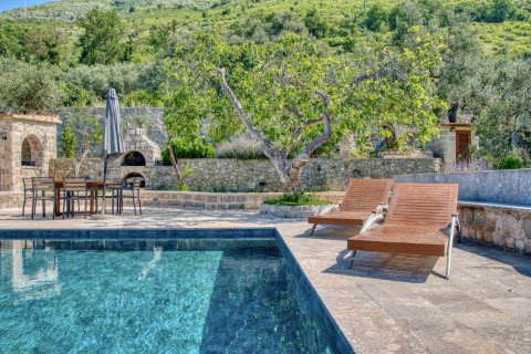 5 bedrooms Villa in Budva, Montenegro No. 81130 27