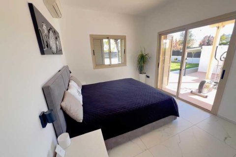 3 bedrooms Villa in Pegeia, Cyprus No. 83241 9