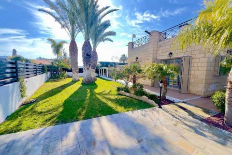 3 bedrooms Villa in Pegeia, Cyprus No. 83241 13