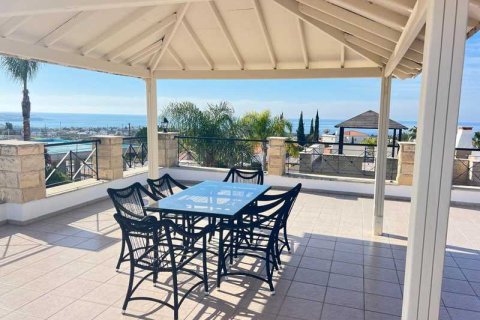 3 bedrooms Villa in Pegeia, Cyprus No. 83241 8