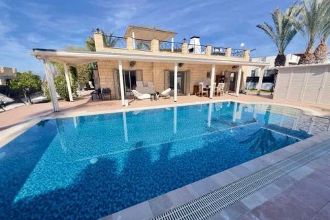 3 bedrooms Villa in Pegeia, Cyprus No. 83241 1