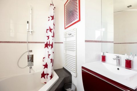 4 dormitorios Apartment en La Colle-sur-Loup, France No. 80609 20