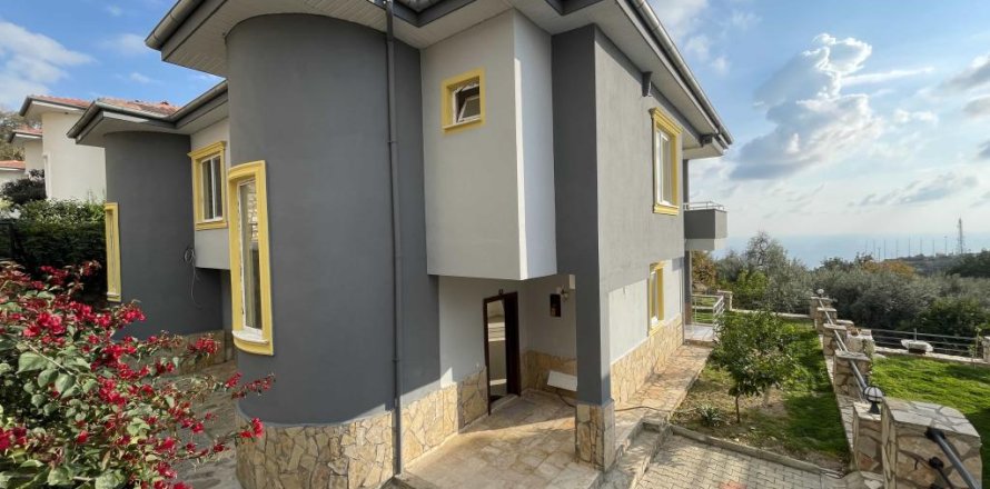 4 rooms Villa in Alanya, Turkey No. 21260