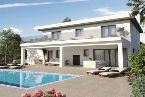 Дом с 4 спальнями в Арадипу, Кипр №81392 4