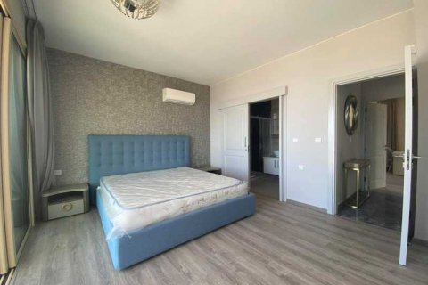 4 bedrooms Villa in Chloraka, Cyprus No. 84375 2