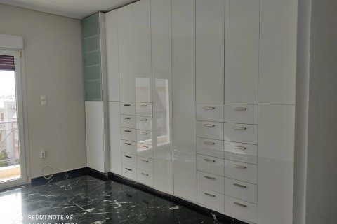 2 bedrooms Apartment in Piraeus, Greece No. 109454 8