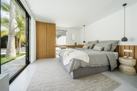 4 bedrooms Villa in Thuan Nam, Vietnam No. 27072 10