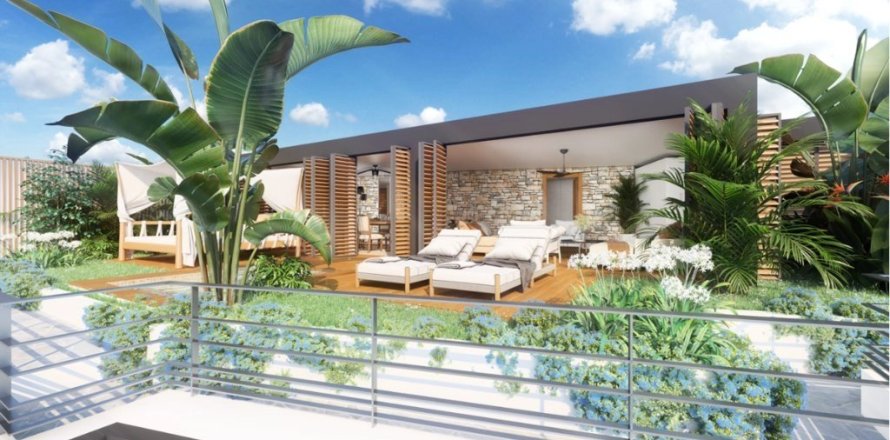 2 bedrooms House in Cannes, France No. 68793