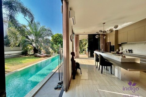 5 bedrooms House in Chiang Mai, Thailand No. 98146 26