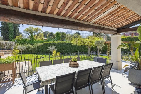 6 dormitorios Villa en Grasse, France No. 99773 10