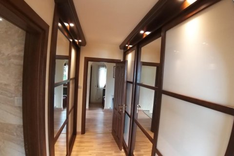 4 bedrooms Villa in Paphos, Cyprus No. 105997 2