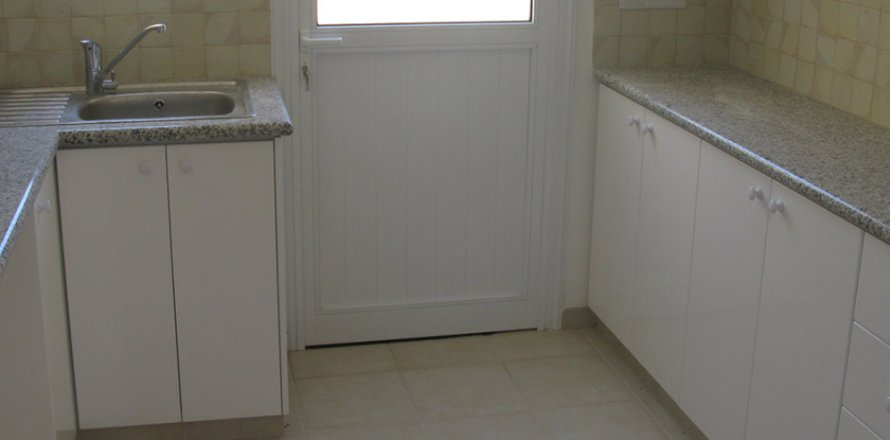 Вилла с 2 комнатами в Пафос, Кипр №105555