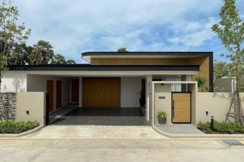 3 bedrooms Villa in Phuket, Thailand No. 96681 4