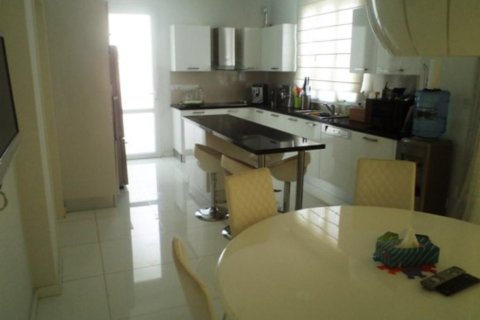 Вилла с 5 спальнями в Лимассол, Кипр №105904 4