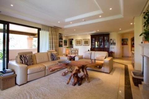 3 chambres Appartement à Nueva Andalucia, Spain No. 25161