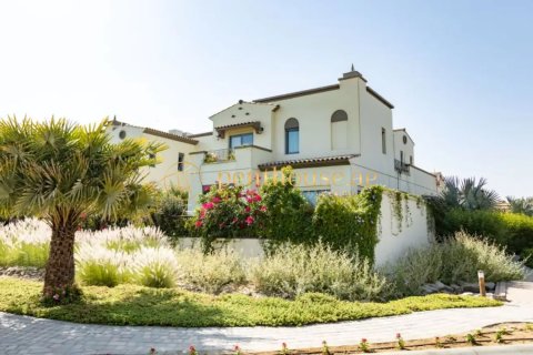 3 bedrooms Townhouse in Vu Ninh, Vietnam No. 94780 2