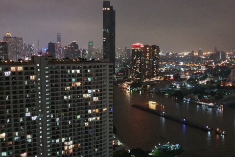 2 bedrooms Condo in Bangkok, Thailand No. 411 1