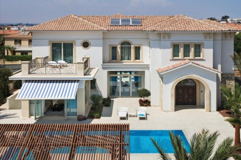 5 bedrooms Villa in Larnaca, Cyprus No. 105630 2