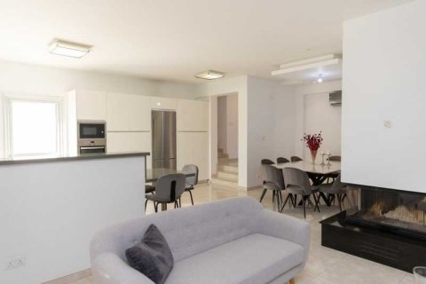 4 bedrooms House in Chloraka, Cyprus No. 77163 13