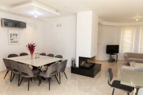 4 bedrooms House in Chloraka, Cyprus No. 77163 15