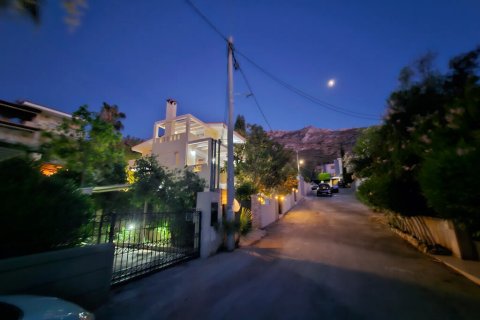 200m² Villa in Palaia Fokaia, Greece No. 107247 3