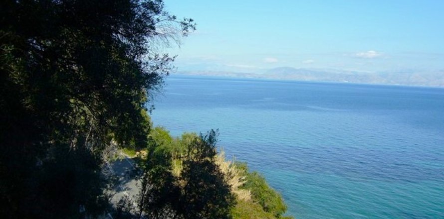 76000m² Land à Corfu, Greece No. 57195