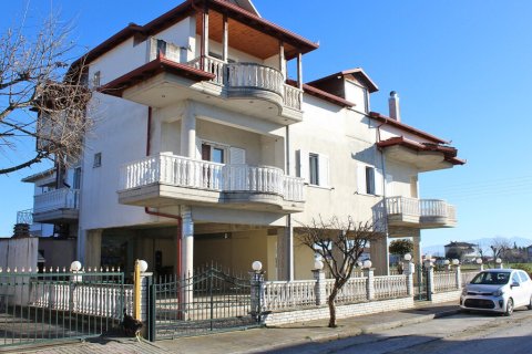 Дом с 5 спальнями в Пиерия, Греция №108265 24