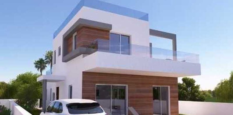 3 bedrooms House in Paphos, Cyprus No. 42836