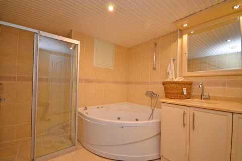 2 dormitorios Apartment en Chau Lang, Vietnam No. 14650 22