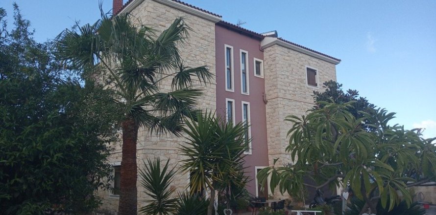 Дом с 9 спальнями в Ханья, Греция №24151