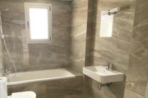 4 bedrooms Villa in Limassol, Cyprus No. 106405 5