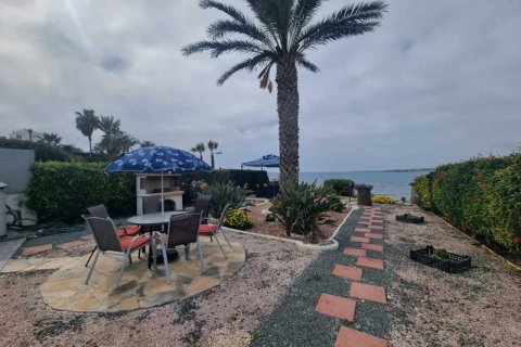 3 bedrooms Villa in Kissonerga, Cyprus No. 84360 15