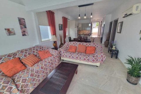 3 bedrooms Villa in Kissonerga, Cyprus No. 84360 11