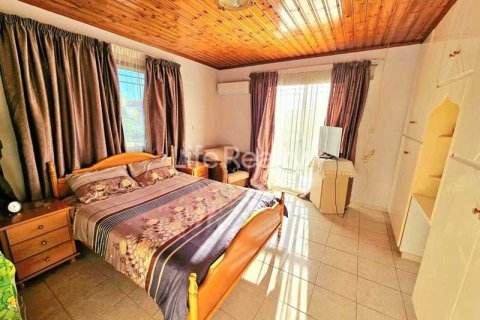 6 bedrooms House in Trachoni, Cyprus No. 40077 8