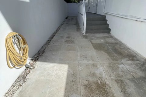 1 bedroom Apartment in Glyfada, Greece No. 117572 8