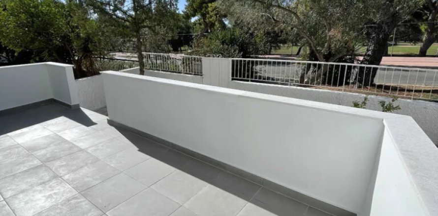 1 bedroom Apartment in Glyfada, Greece No. 117572