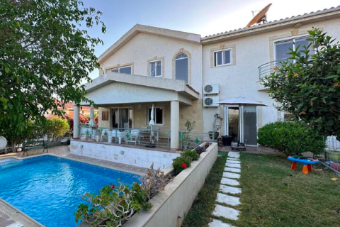 6 dormitorios House en Mesa Geitonia, Cyprus No. 79684 1