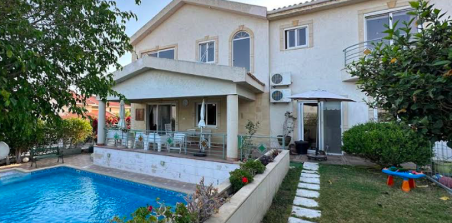 6 dormitorios House en Mesa Geitonia, Cyprus No. 79684