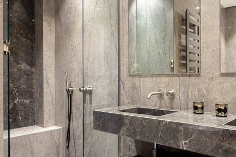 Studio Apartment in Cannes, France No. 68048 7