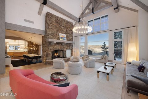 7 bedrooms House in Avon, USA No. 76677 9