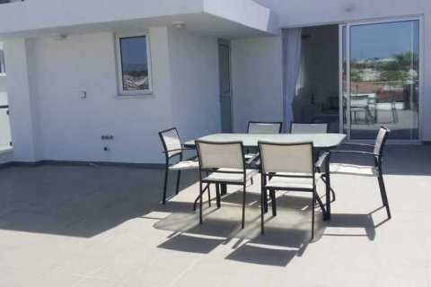 4 bedrooms House in Paphos, Cyprus No. 29553 2